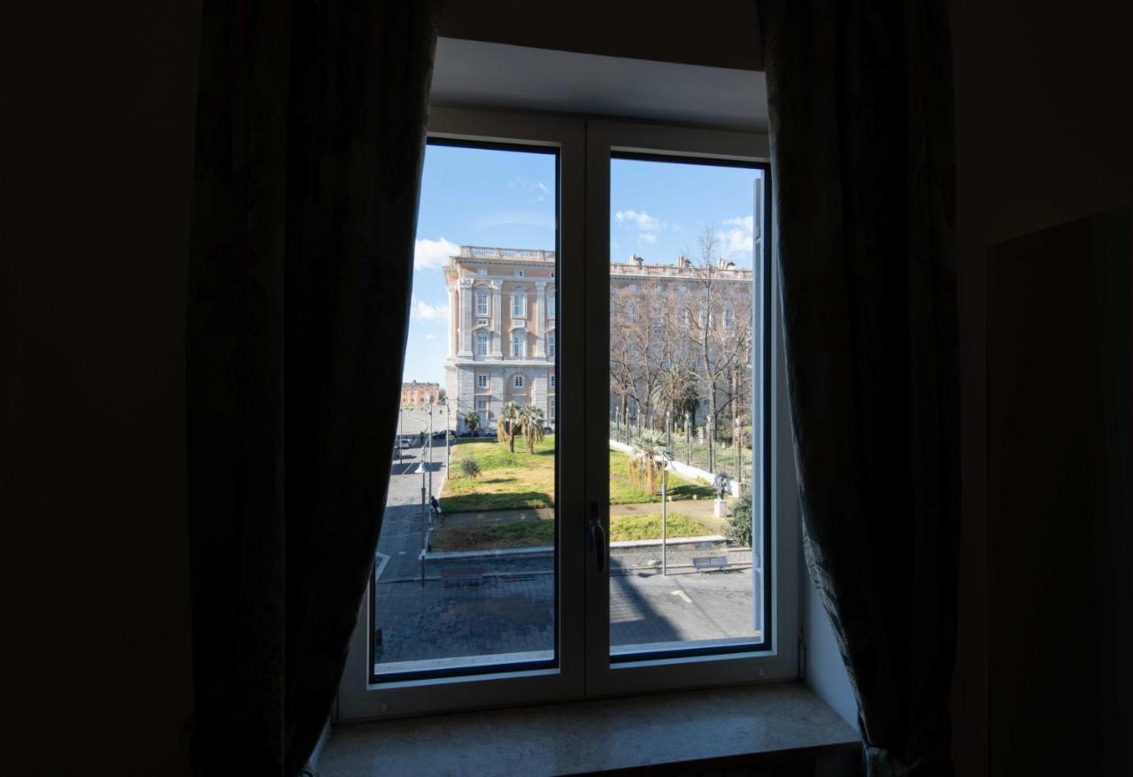 L'Insolita Reggia Caserta Eksteriør billede
