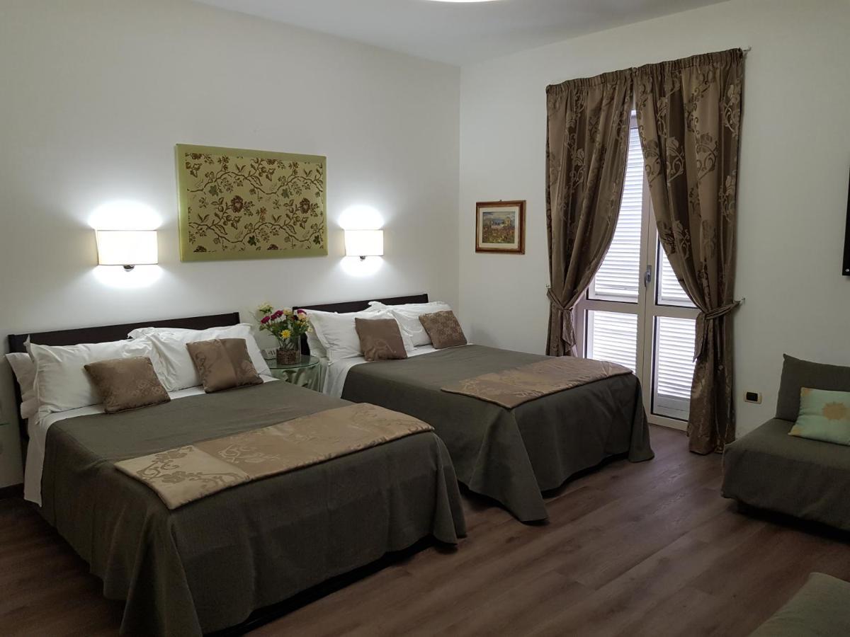 L'Insolita Reggia Caserta Eksteriør billede