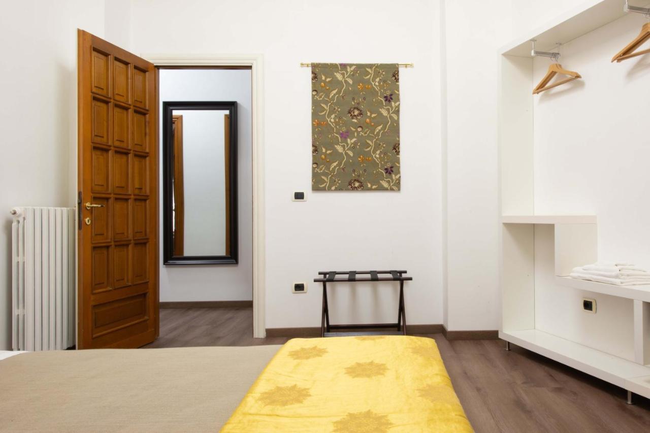 L'Insolita Reggia Caserta Eksteriør billede